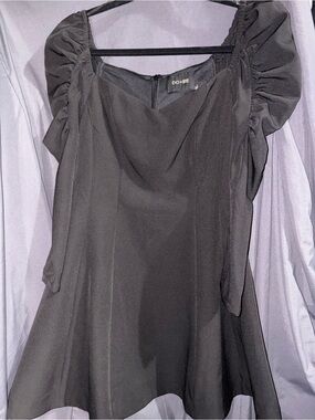 DO+BE Black Square Neck Puff Sleeve Top